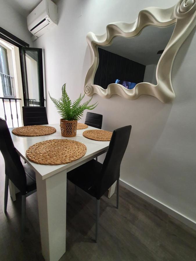 Tribuna Deluxe Малага Экстерьер фото